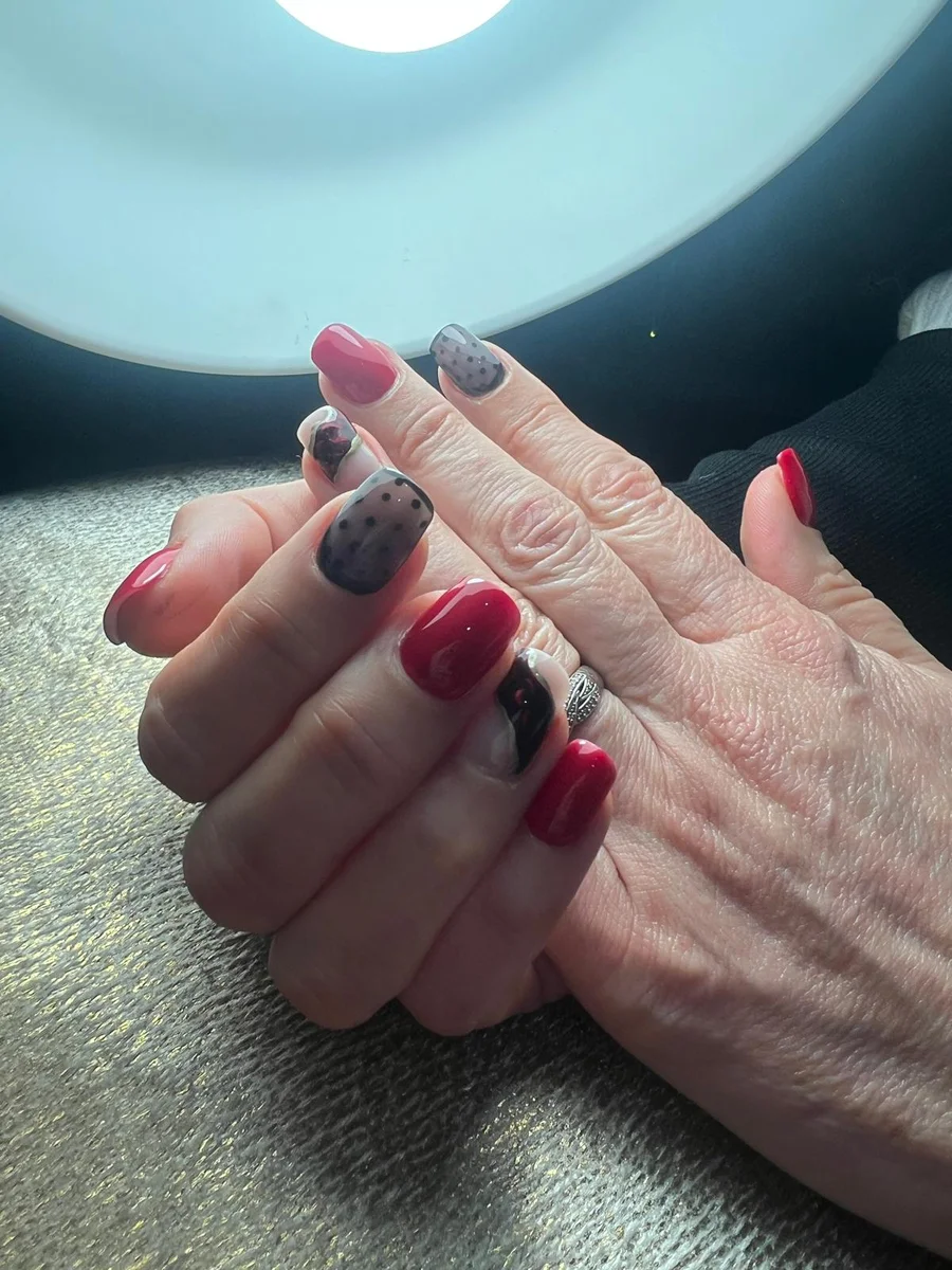 Février romantique : sublimer vos ongles pour la Saint-Valentin
